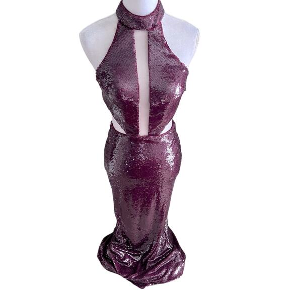 La Femme High Neck Sequin Cutout Gown in Wine 24595 Size 2 Full Length Dress - Picture 1 of 6